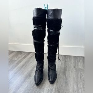 Ivy Kirzhner✨”Wanderer” boots